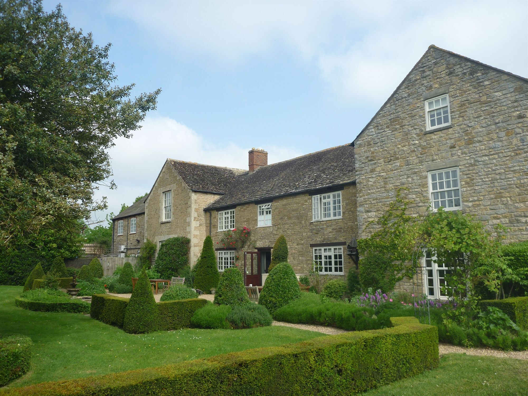 Barnsdale Lodge Hotel And Restaurant Oakham Exterior photo